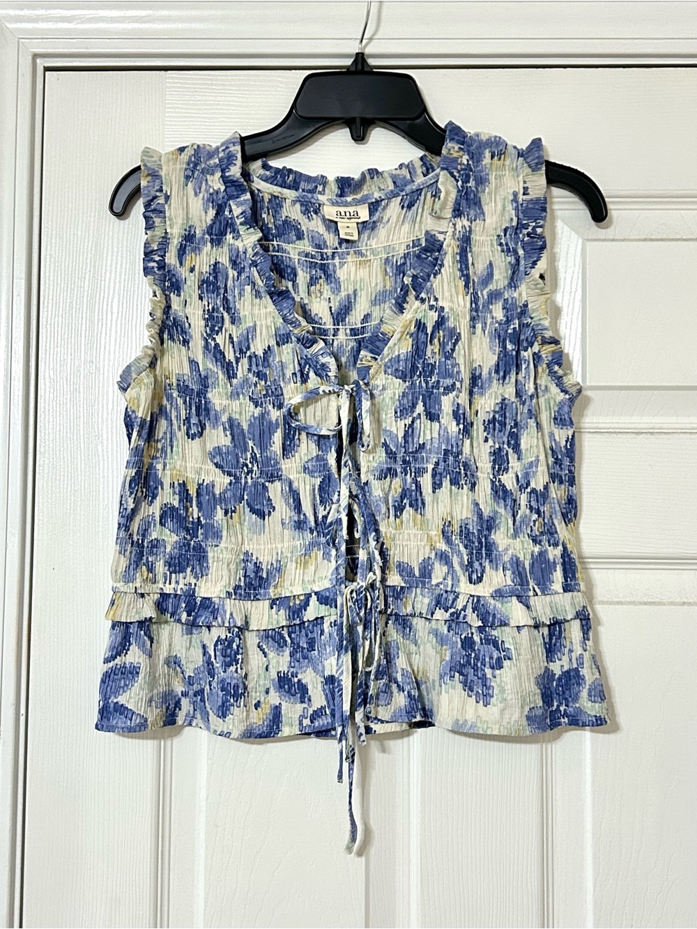 a.n.a Blue and Cream Floral Tie-Front Ruffle Sleeveless Top